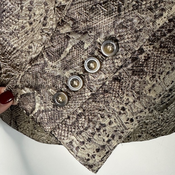 Chico’s Cobra Jaquard Print Metallic Blazer Gold Chicos size 1, size medium - Picture 9 of 12